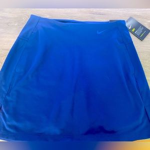 Nike women’s golf skirt standard fit